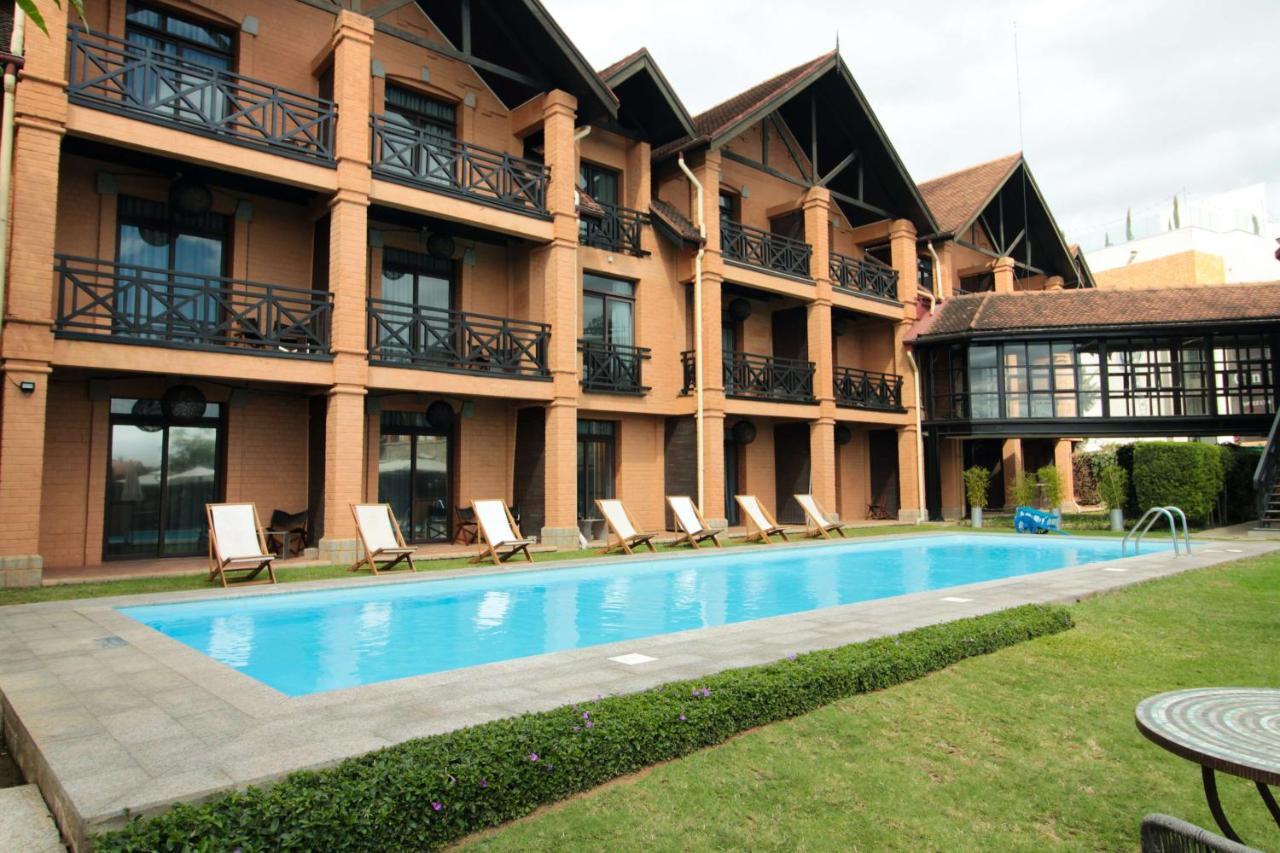 Radisson Hotel Tamboho Waterfront Antananarivo Ngoại thất bức ảnh