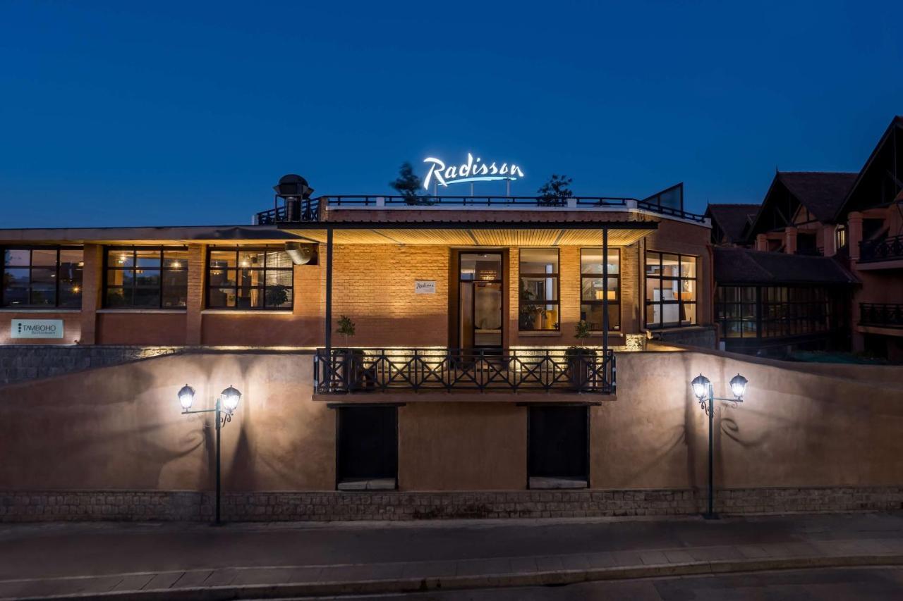 Radisson Hotel Tamboho Waterfront Antananarivo Ngoại thất bức ảnh