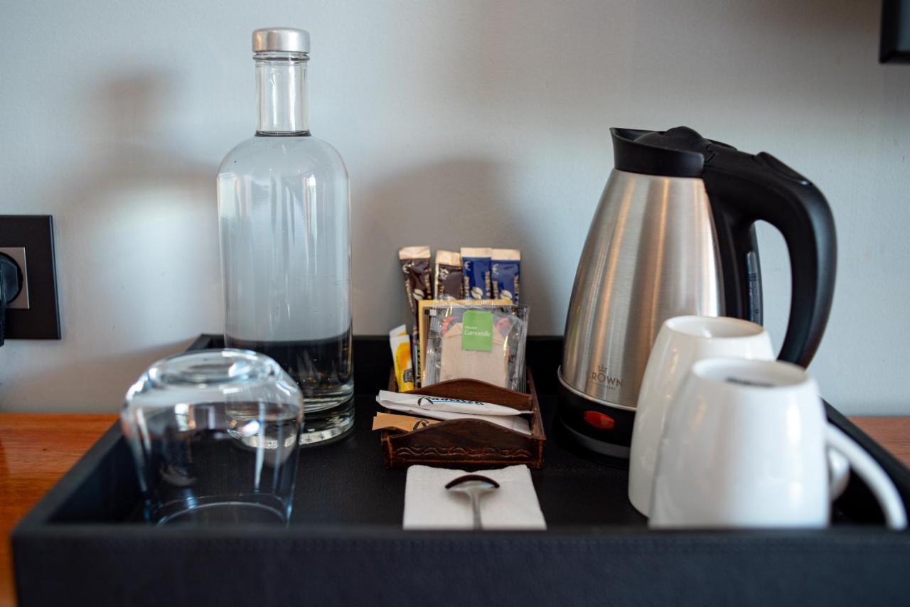 Radisson Hotel Tamboho Waterfront Antananarivo Ngoại thất bức ảnh