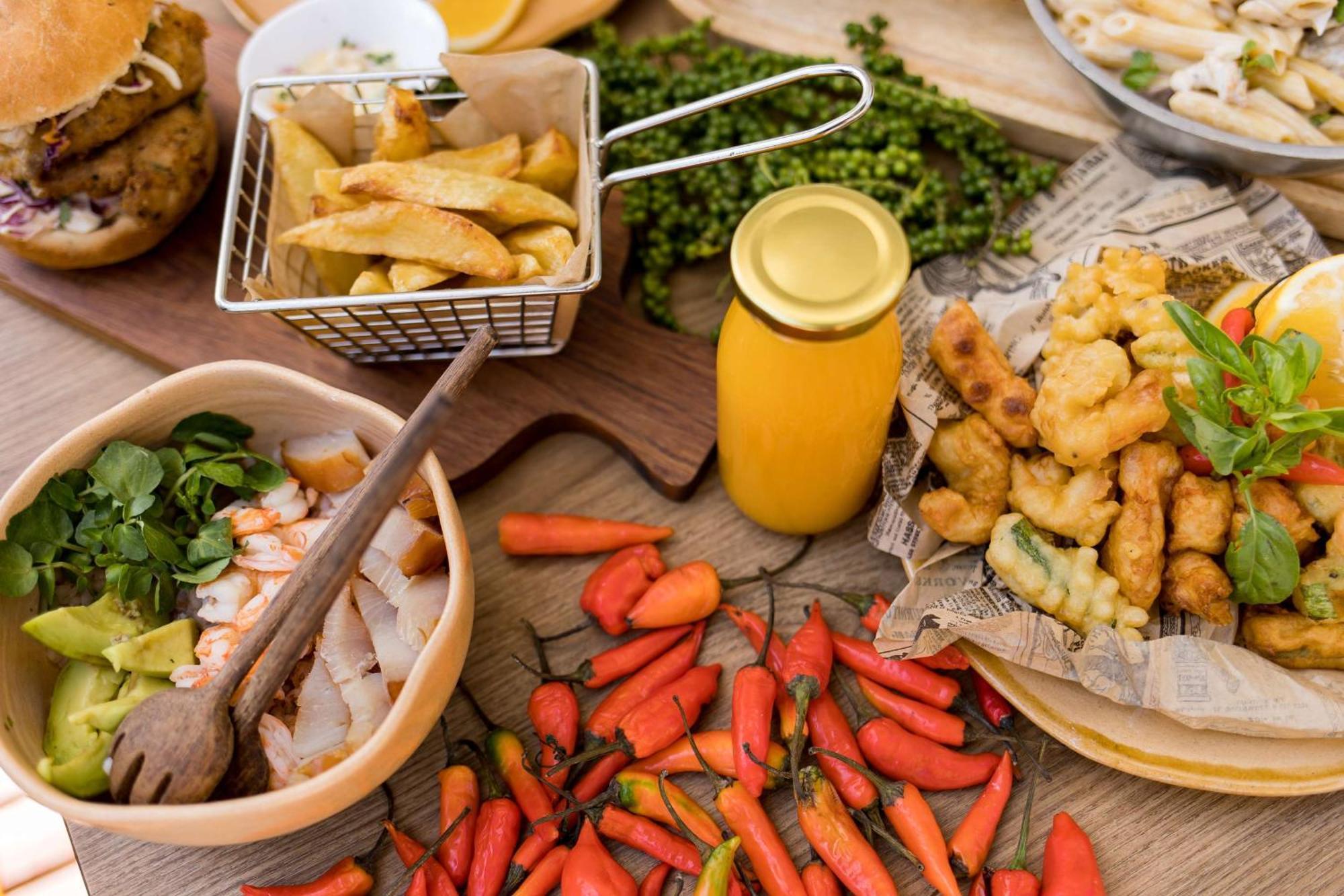 Radisson Hotel Tamboho Waterfront Antananarivo Ngoại thất bức ảnh
