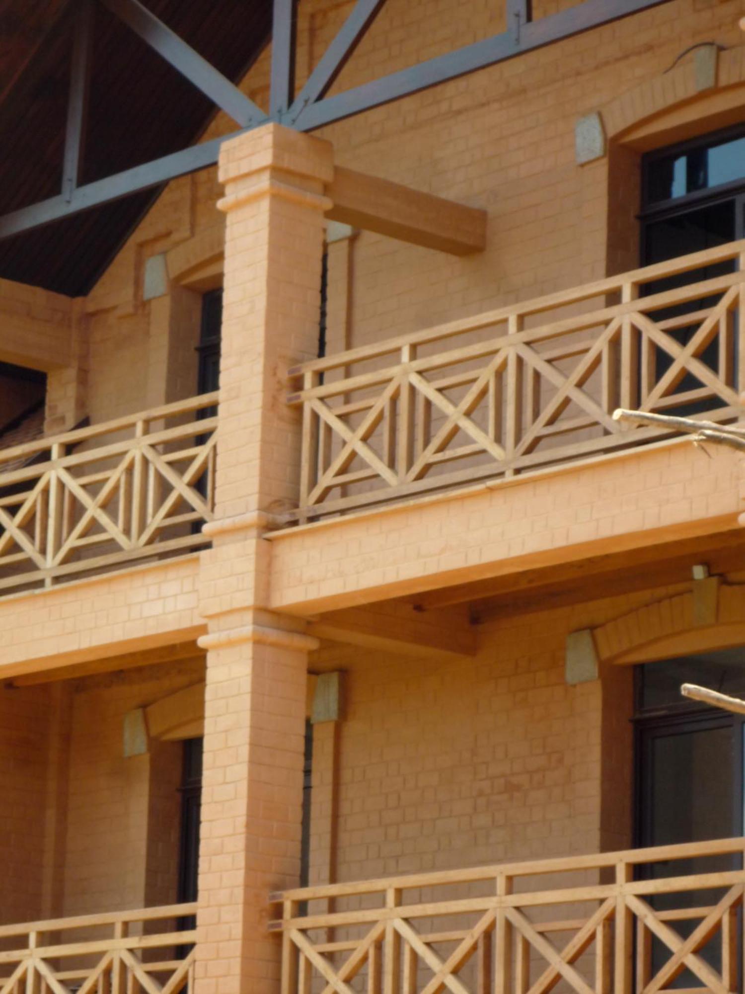 Radisson Hotel Tamboho Waterfront Antananarivo Ngoại thất bức ảnh